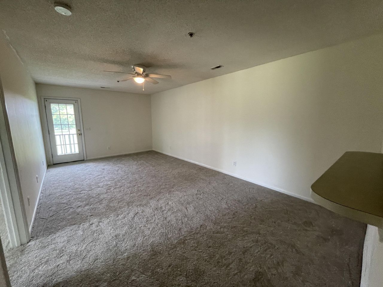 2601 Riverridge Court Photo 5