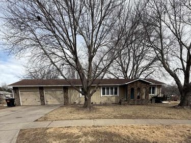 1540 Elkhorn Drive, Arlington, NE 68002