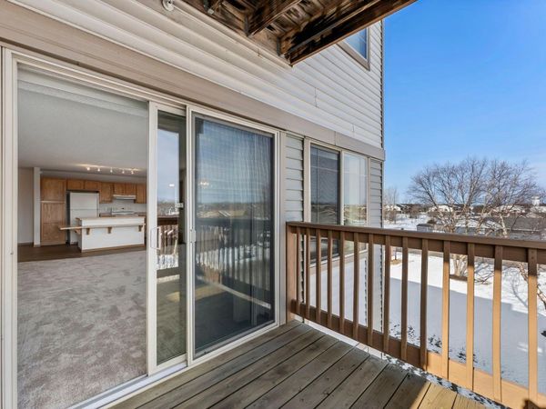 2155 6th Lane SE, Unit 208, Cambridge, MN 55008