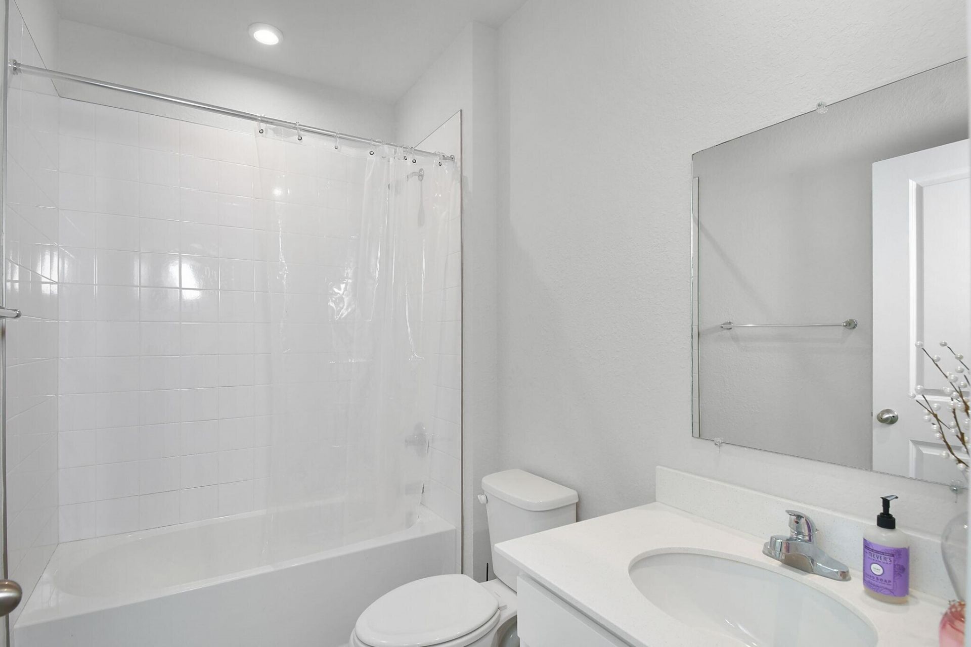 113 Dabou Loop, Belle Glade, FL 33430 Photo