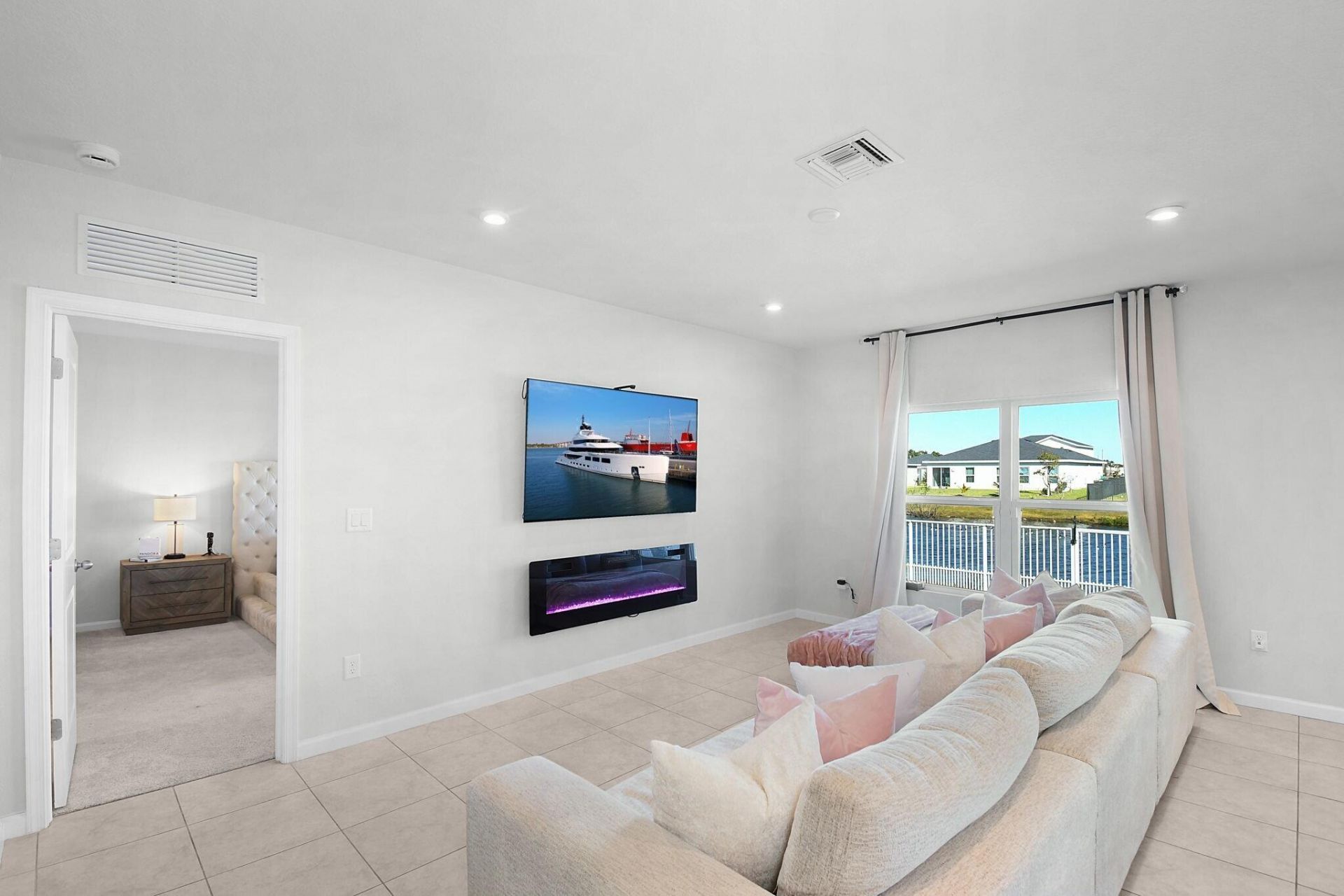 113 Dabou Loop, Belle Glade, FL 33430 Photo