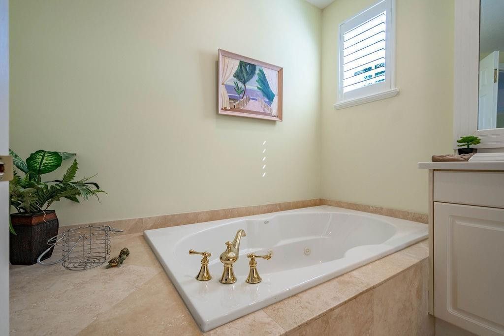 2825 Marina Cir, Unit 2825, Lighthouse Point, FL 33064 Photo