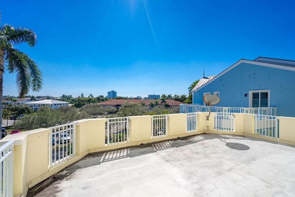 2825 Marina Cir, Unit 2825, Lighthouse Point, FL 33064 Photo