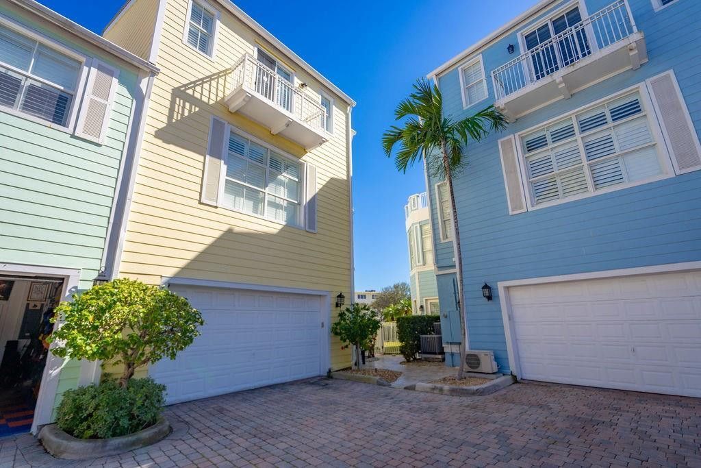2825 Marina Cir, Unit 2825, Lighthouse Point, FL 33064 Photo