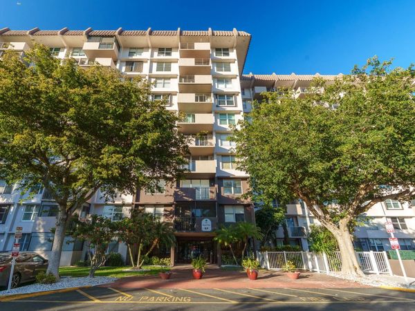 777 S FEDERAL HY, Unit 811-D, Pompano Beach, FL 33062