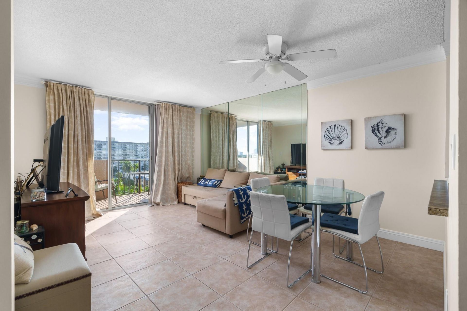 777 S Federal Hy, Unit 811-D, Pompano Beach, FL 33062 Photo