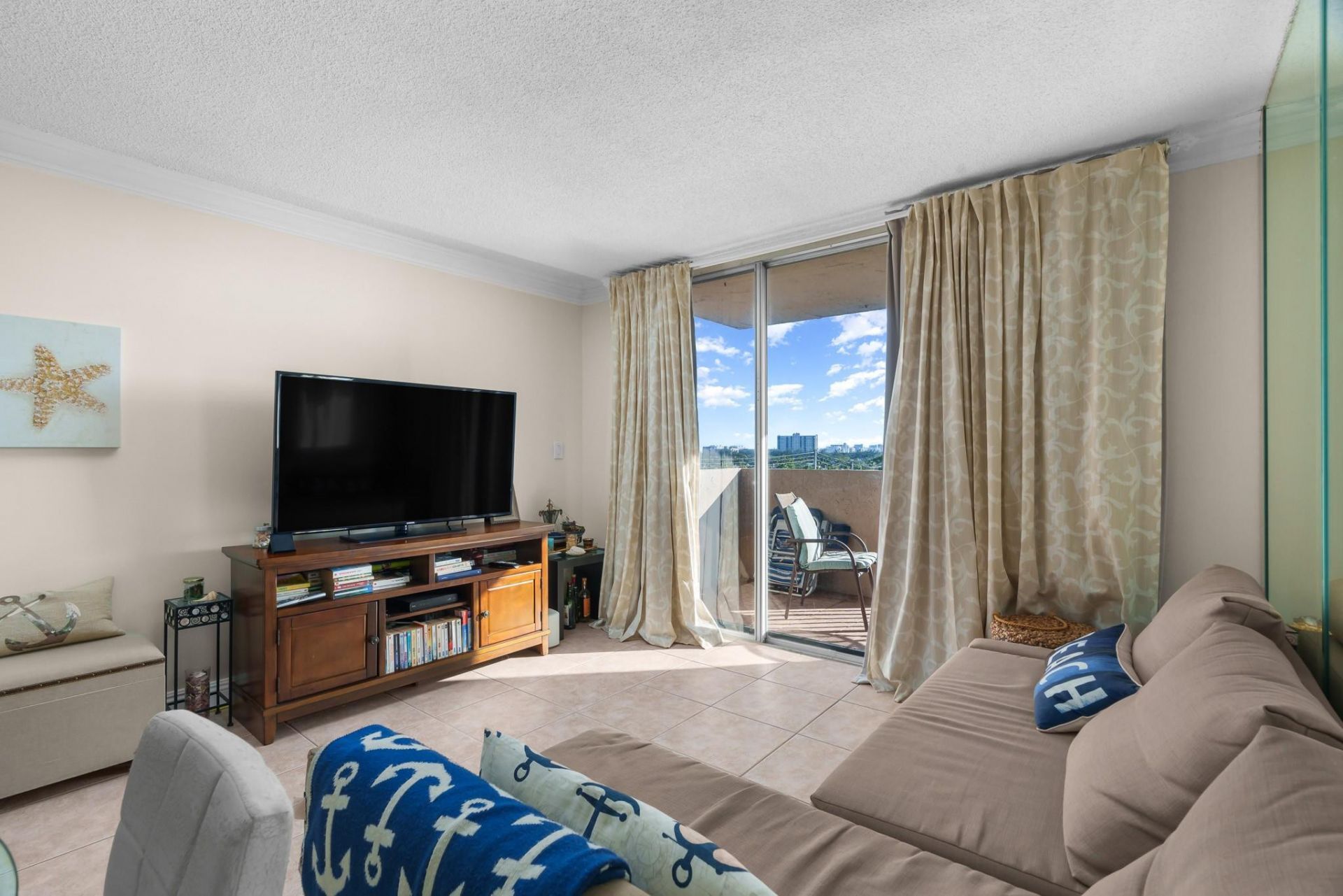 777 S Federal Hy, Unit 811-D, Pompano Beach, FL 33062 Photo