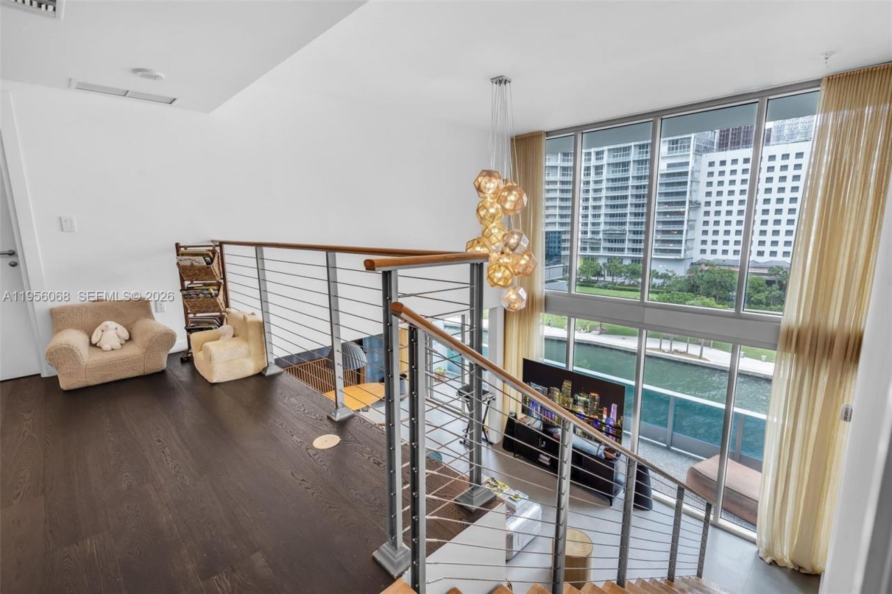 200 Biscayne Boulevard Way, Unit 506, Miami, FL 33131 Photo