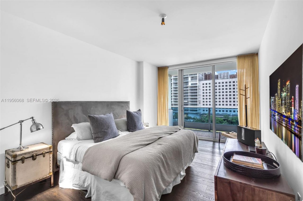 200 Biscayne Boulevard Way, Unit 506, Miami, FL 33131 Photo