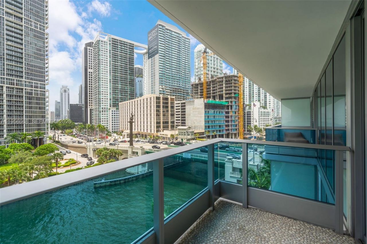 200 Biscayne Boulevard Way, Unit 506, Miami, FL 33131 Photo