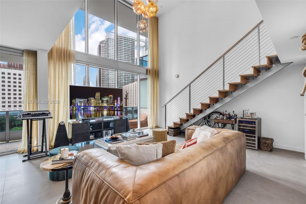 200 Biscayne Boulevard Way, Unit 506, Miami, FL 33131 Photo