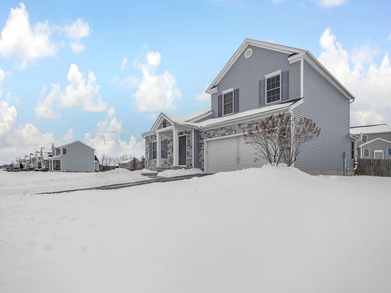 2434 Running Brook Avenue, Lancaster, OH 43130 Photo 2