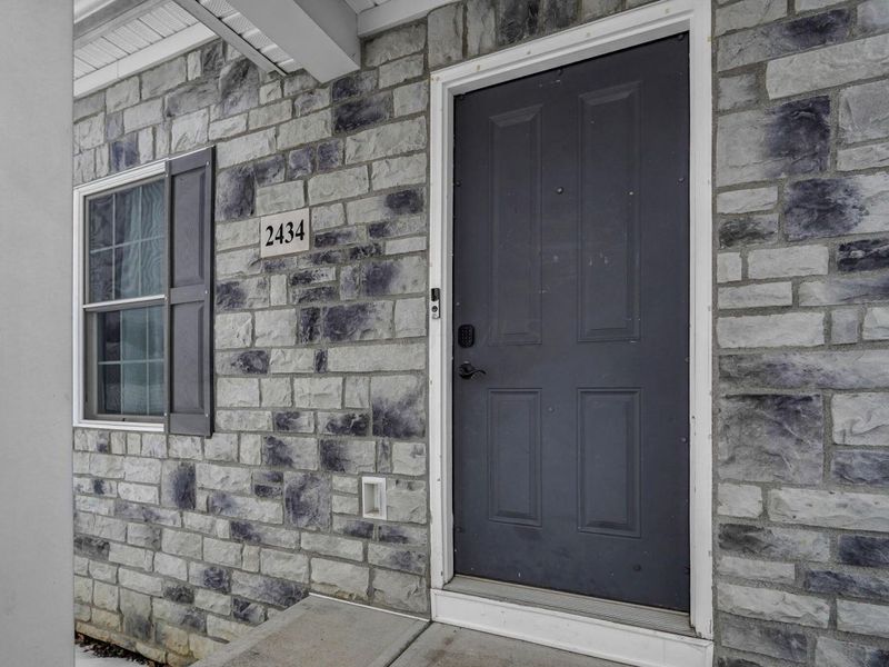 2434 Running Brook Avenue, Lancaster, OH 43130 Photo 4