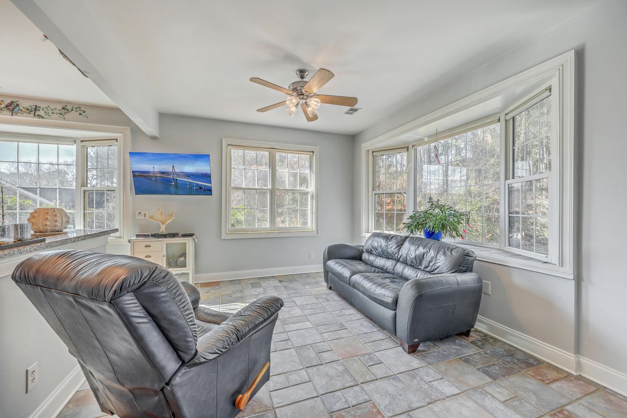 4221 Wildwood Landing Photo 17