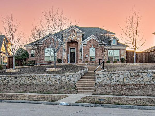 3101 Knightsbridge Lane, Garland, TX 75043