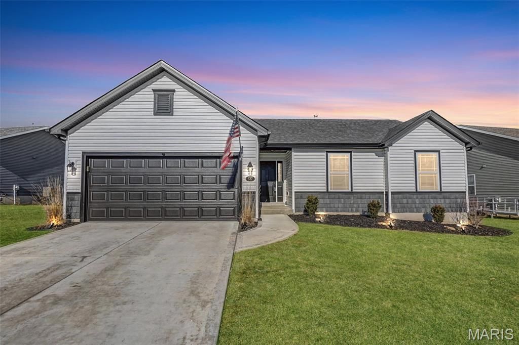 537 Lakewood Drive, Moscow Mills, MO 63362 Main Photo