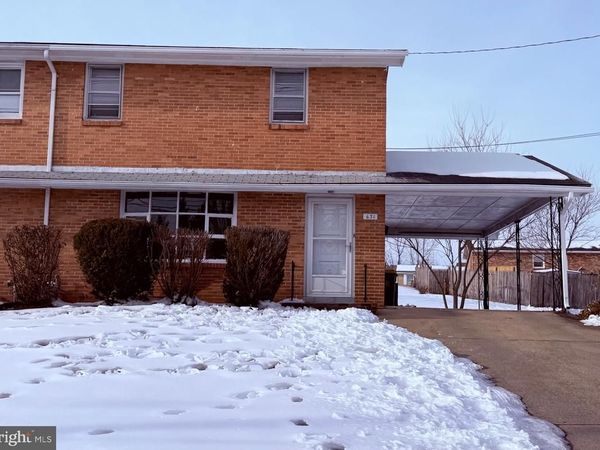 631 HOLLYWELL AVENUE, CHAMBERSBURG, PA 17201