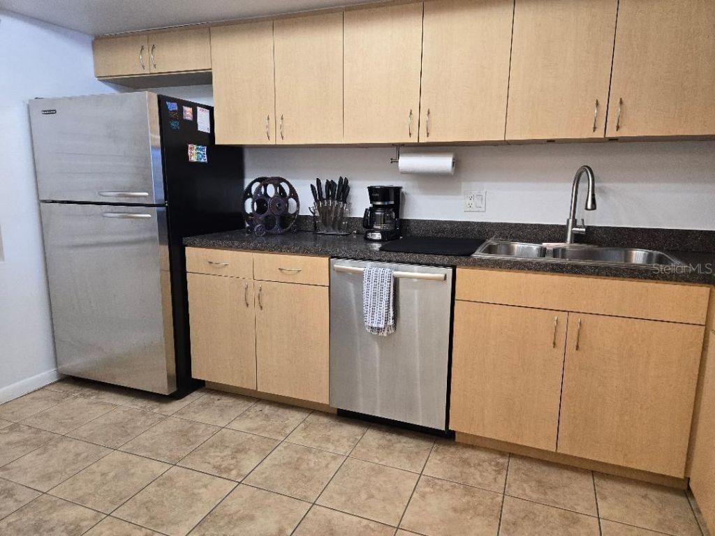 4908 38th Way S, Unit 103, Saint Petersburg, FL 33711 Photo