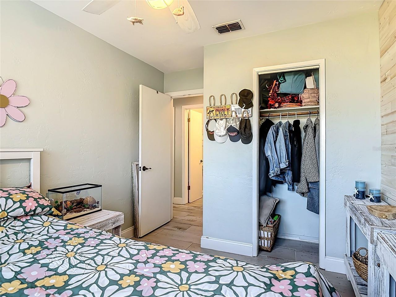 829 E 9th Avenue, New Smyrna Beach, FL 32169 Photo