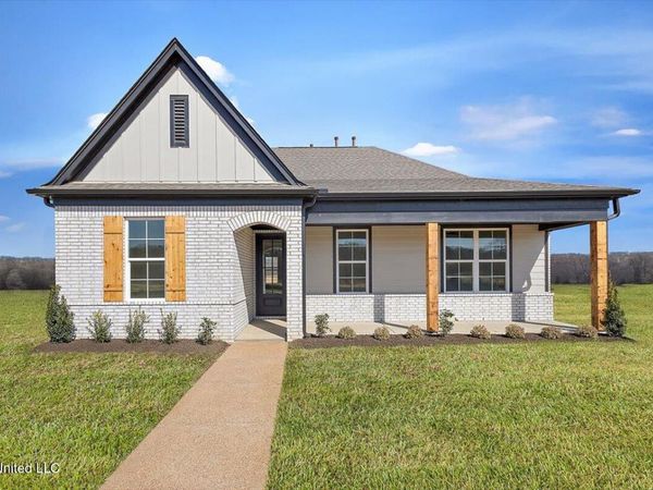 514 Bolivar Drive, Nesbit, MS 38651