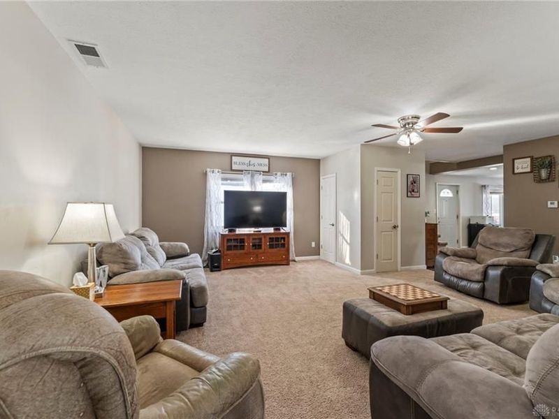 127 High Street, New Paris, OH 45347 Photo 16