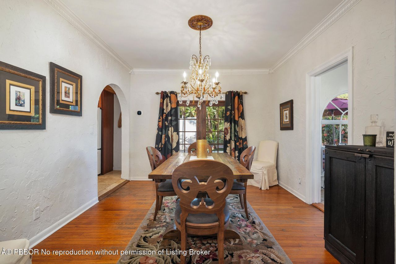 137 Edgewood Drive, West Palm Beach, FL 33405 Photo