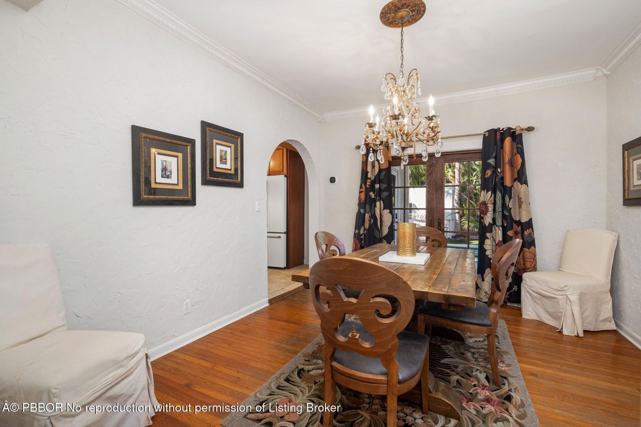 137 Edgewood Drive, West Palm Beach, FL 33405 Photo