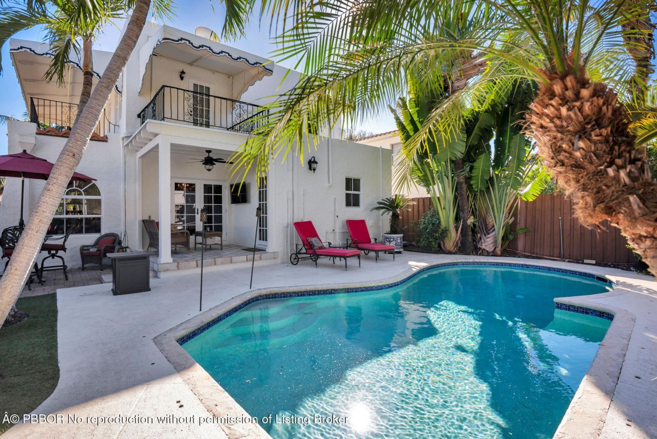 137 Edgewood Drive, West Palm Beach, FL 33405 Photo