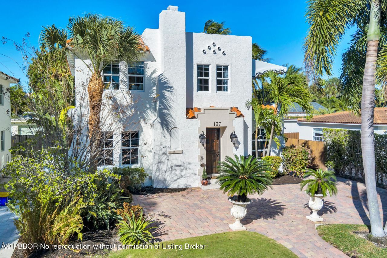 137 Edgewood Drive, West Palm Beach, FL 33405 Photo