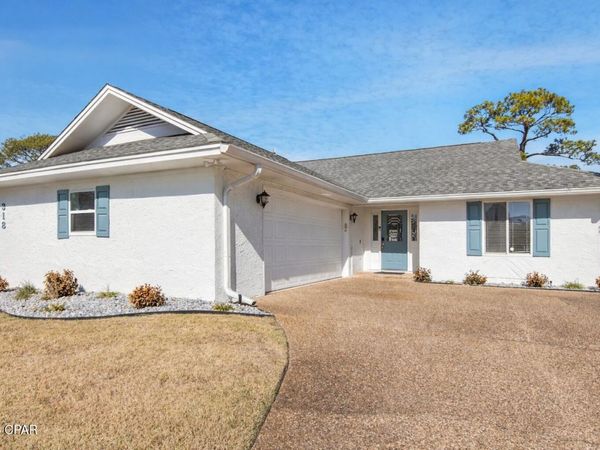 318 Wahoo Road, Panama City Beach, FL 32408