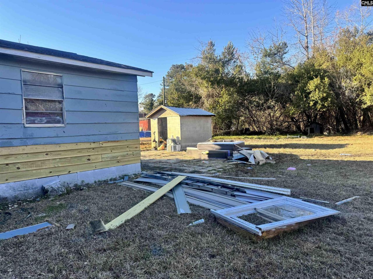 1988 Ott Street Photo 11