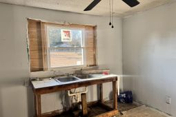 1988 Ott Street photo 4