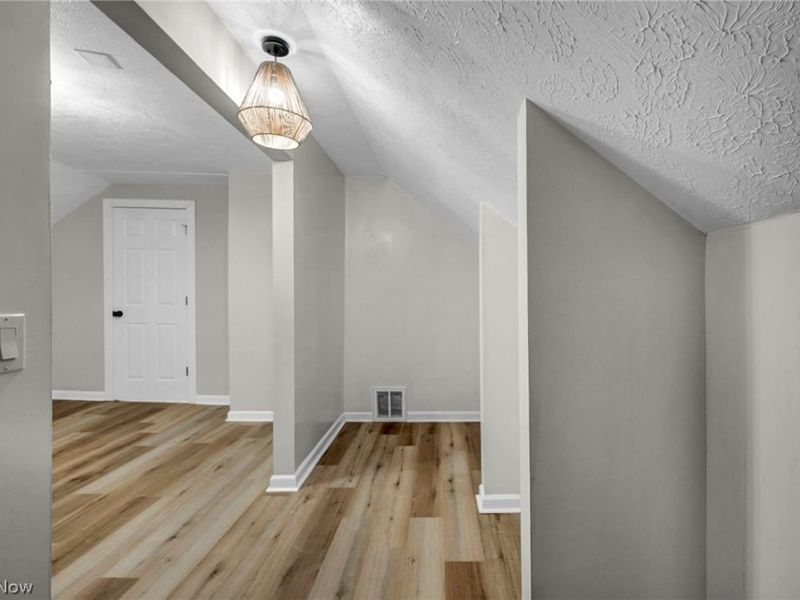 1939 W 54th Street, Cleveland, OH 44102 Photo 28