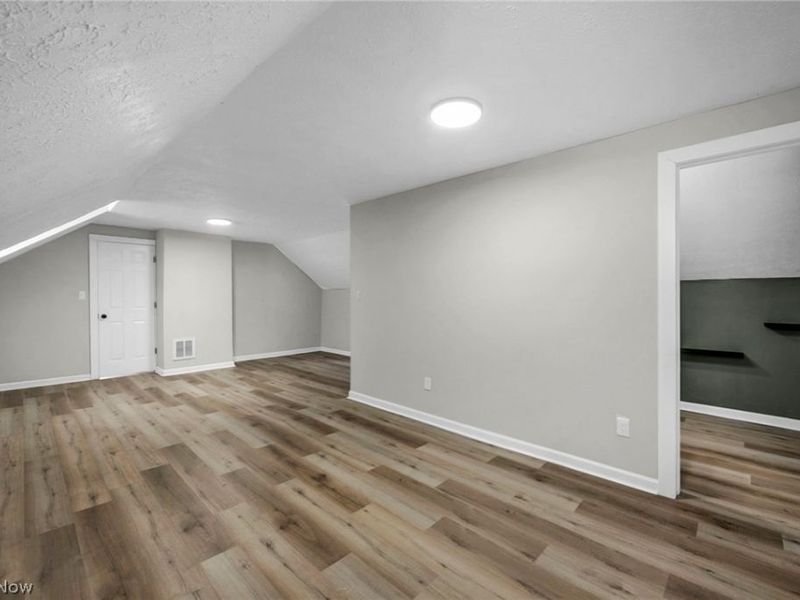 1939 W 54th Street, Cleveland, OH 44102 Photo 33