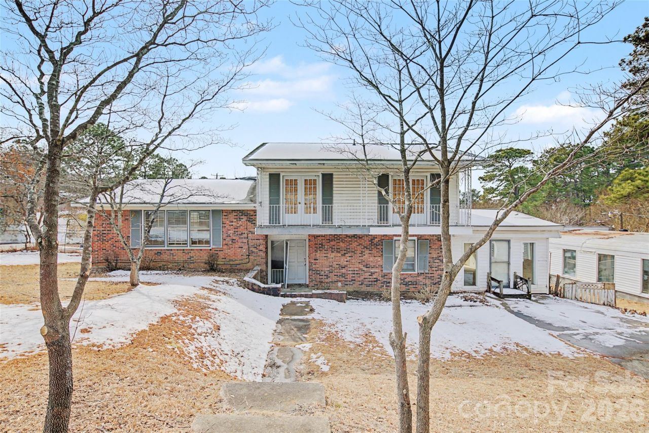 5001 Sycamore Drive, Hope Mills, NC 28348 Main Photo