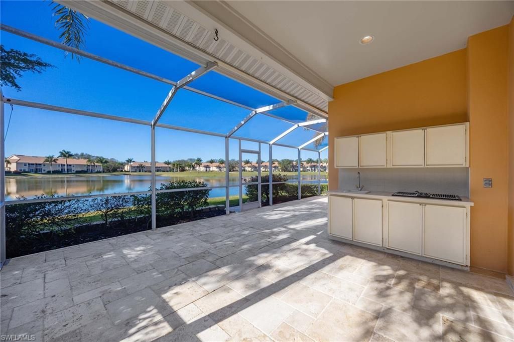 13090 Southampton Dr, Bonita Springs, FL 34135 Photo