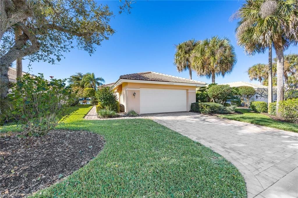 13090 Southampton Dr, Bonita Springs, FL 34135 Photo