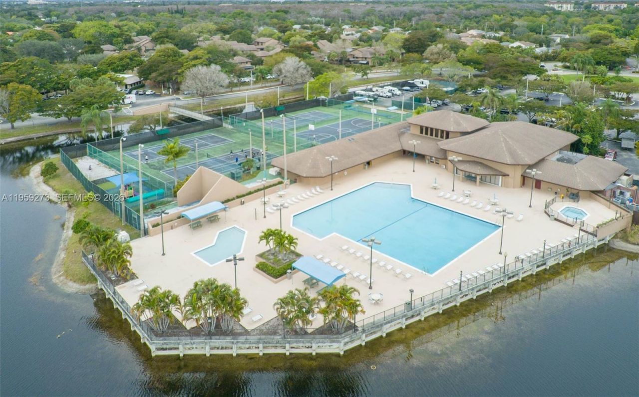 2050 NW 37th Ave, Coconut Creek, FL 33066 Photo