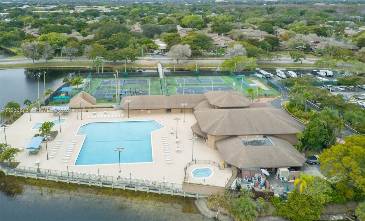 2050 NW 37th Ave, Coconut Creek, FL 33066 Photo