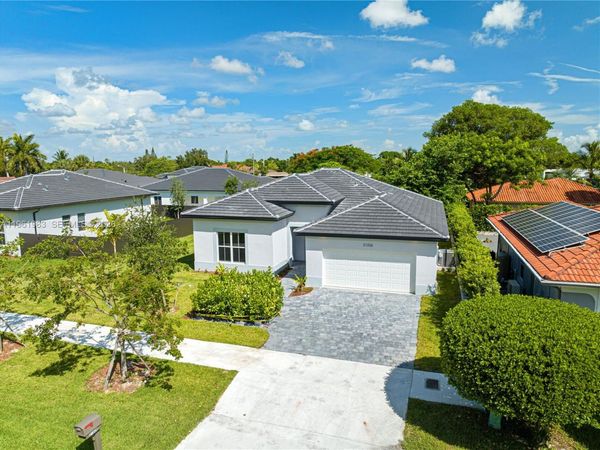 21326 Old Cutler Rd , Cutler Bay, FL 33189