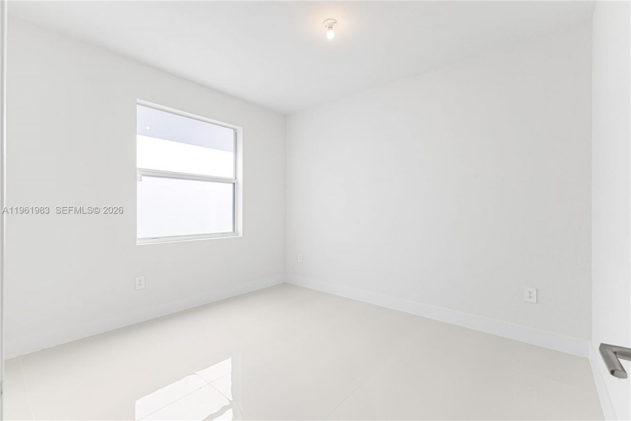 21326 Old Cutler Rd , Cutler Bay, FL 33189 Photo