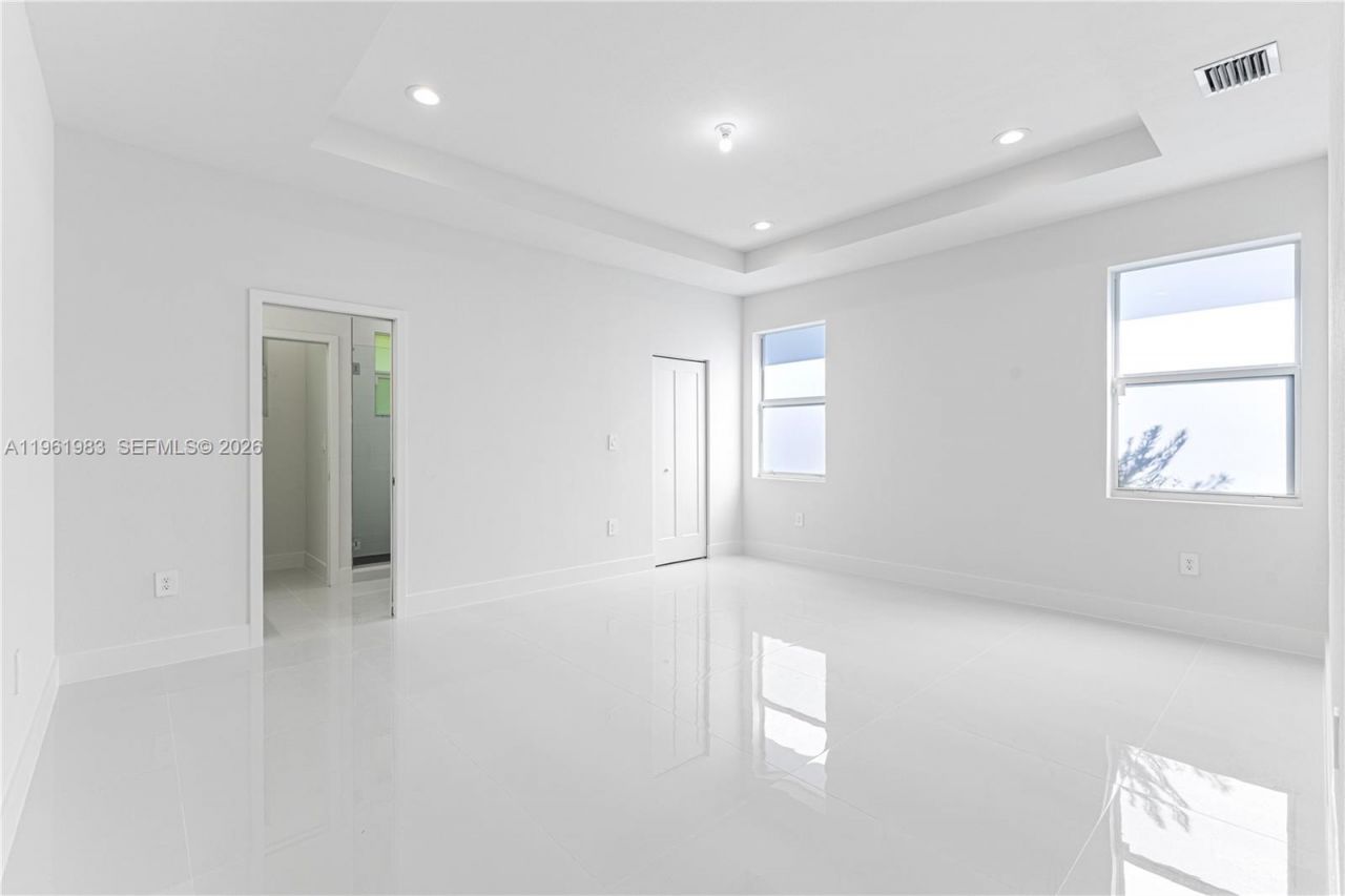 21326 Old Cutler Rd , Cutler Bay, FL 33189 Photo