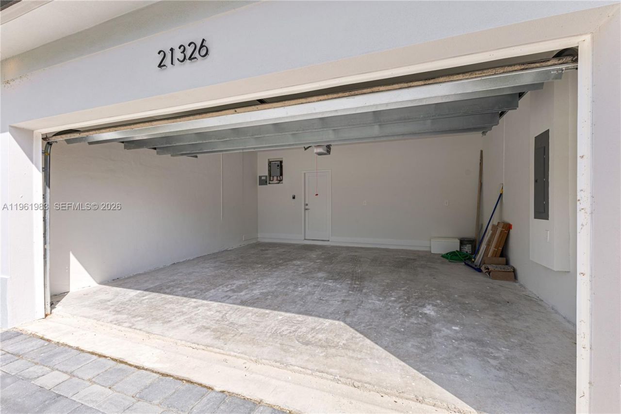 21326 Old Cutler Rd , Cutler Bay, FL 33189 Photo