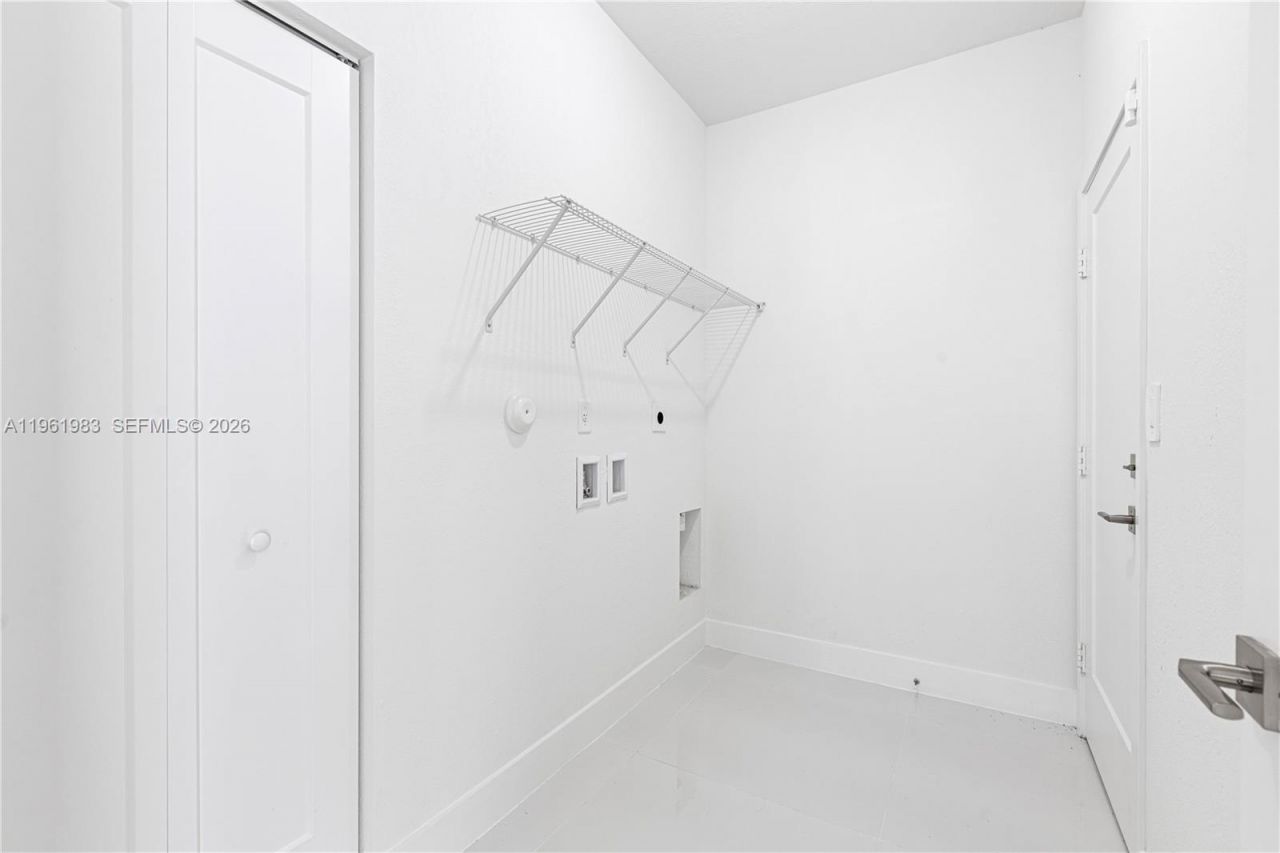 21326 Old Cutler Rd , Cutler Bay, FL 33189 Photo