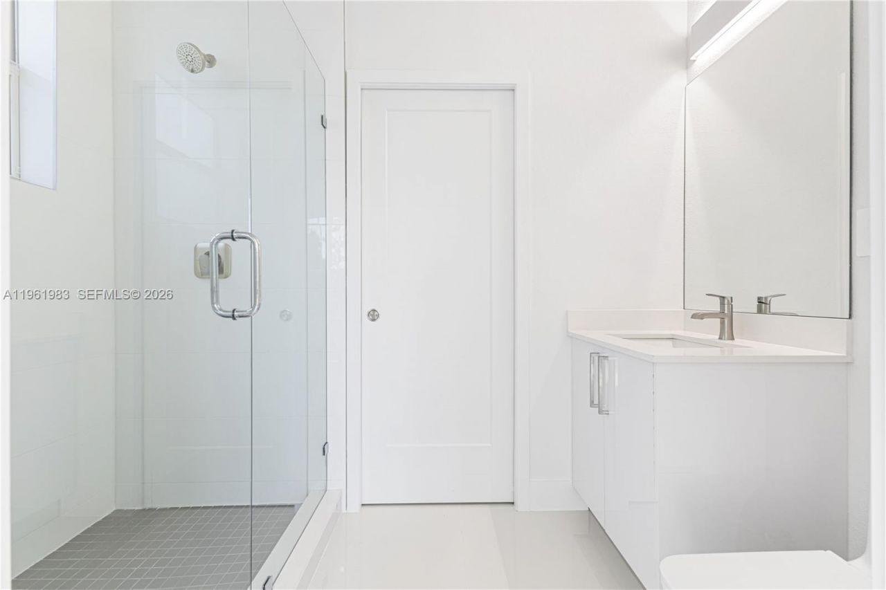 21326 Old Cutler Rd , Cutler Bay, FL 33189 Photo