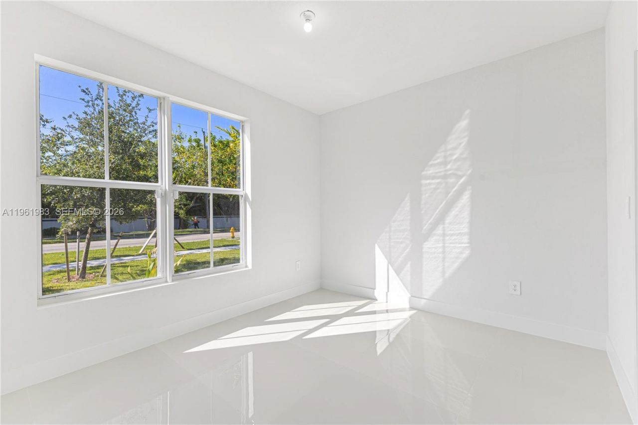 21326 Old Cutler Rd , Cutler Bay, FL 33189 Photo