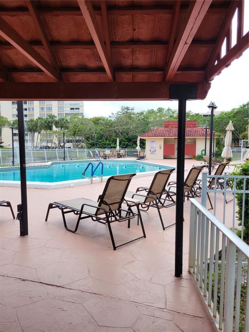 6901 Environ Blvd , Unit 5F, Lauderhill, FL 33319 Photo