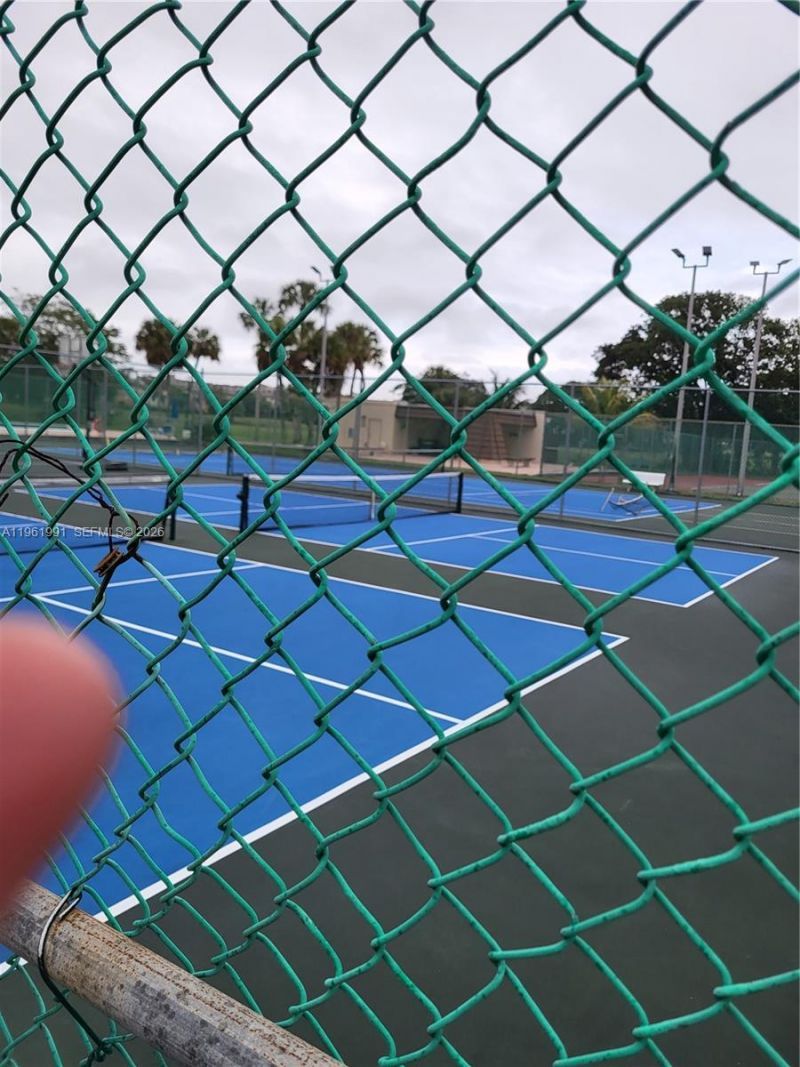 6901 Environ Blvd , Unit 5F, Lauderhill, FL 33319 Photo