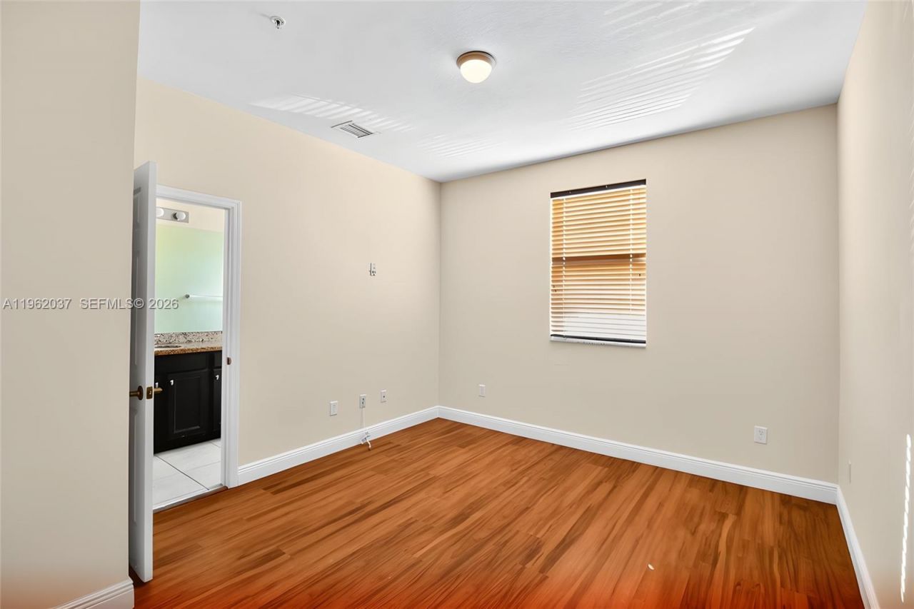 1032 SW 147th Ave, Unit 10101, Pembroke Pines, FL 33027 Photo