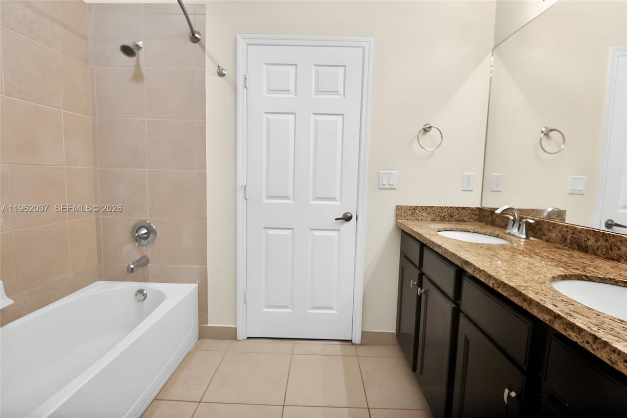 1032 SW 147th Ave, Unit 10101, Pembroke Pines, FL 33027 Photo